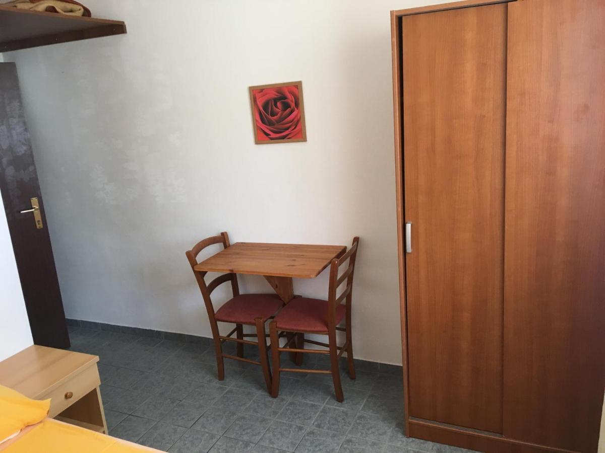 Apartments Medusa Makarska Zewnętrze zdjęcie